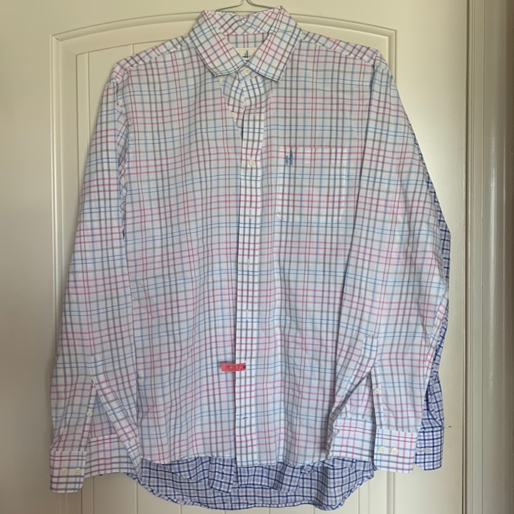 Johnnie O long sleeve hanging out